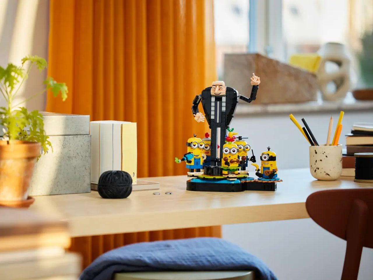 Lego Gru e Minions in mattoncini in scatola da 839 pezzi, 9+ anni, 75582