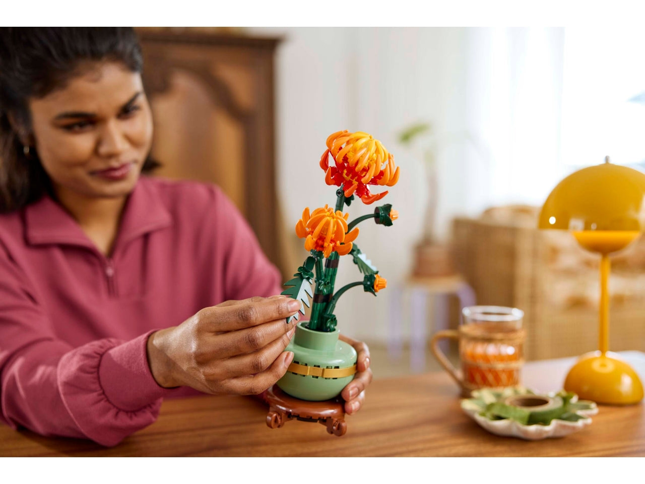 LEGO Icons - Crisantemo, Fiore Finto da Costruire, Decorazione Floreale Artificiale per Casa, Hobby Creativo per Adulti, Regalo di Compleanno per Donna, Uomo, Lei o Lui dalla Botanical Collection 10368