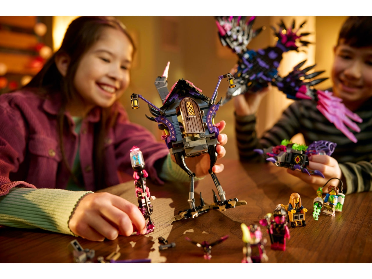 LEGO DREAMZzz Corvo di Mezzanotte della Mai-Strega, Giocattolo d'Avventura Trasformabile in Casa o Ragno, Giochi Creativi per Bambini e Bambine da 9 Anni in su con 6 Personaggi, Idea Regalo 71478