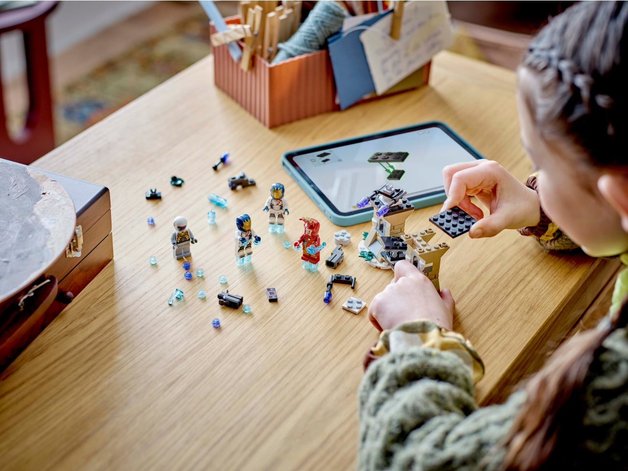 LEGO Marvel - Giocattolo di Iron Man costruibile: metti lâazione di Avengers: Age of Ultron dei Marvel Studios nelle mani dei bambini con il set Iron Man e Legione di ferro vs. Soldato Hydra per i bambini e le bambine dai 6 anni in su 76288