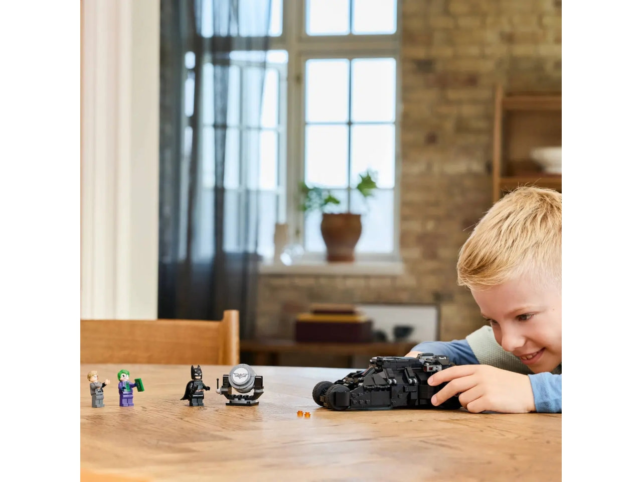 Lego Super Heroes DC tumbler di baan contro two-face e the joker 429 pezzi per età 8+ 76303