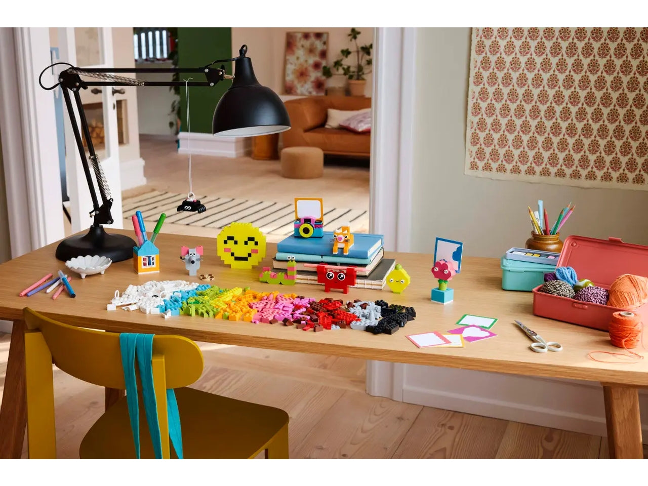 Lego Classic scatola della felicità creativa 680 pezzi per età 5+ 11042
