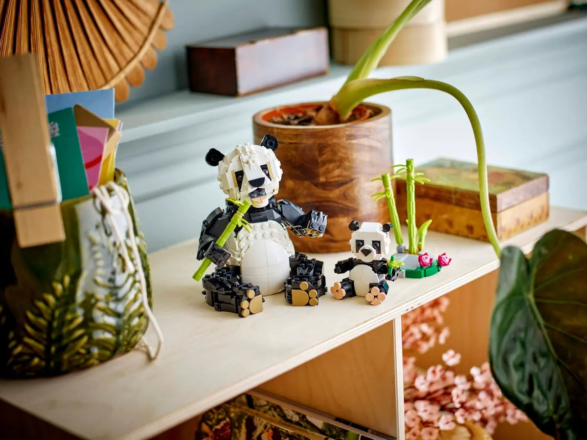 Lego Creator famiglie di animali: panda 626 pezzi per età 8+ 31165
