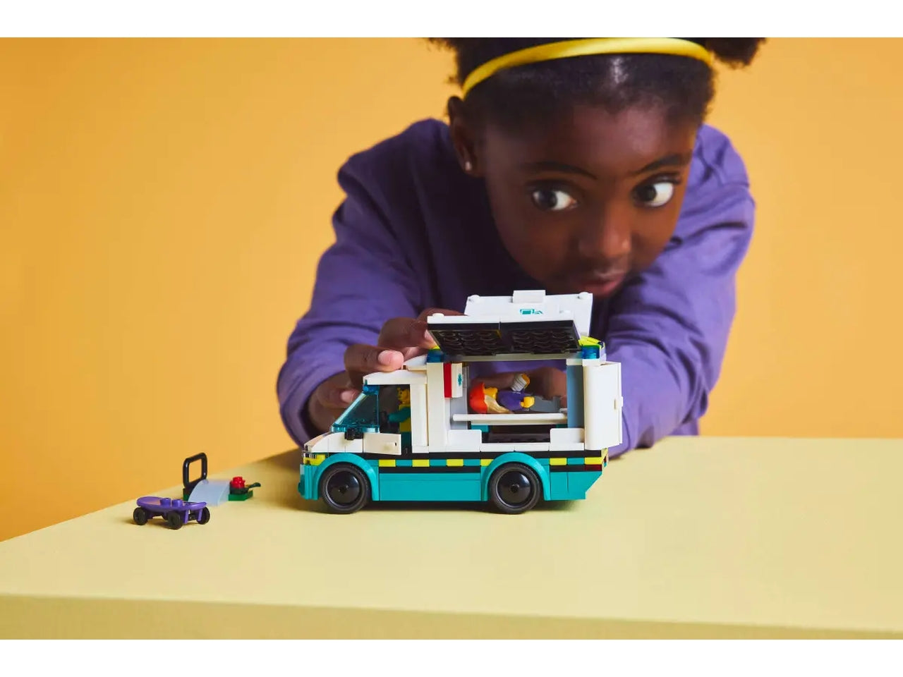 Lego City great vehicles ambulanza di emergenza 184 pezzi per età 5+ 60451
