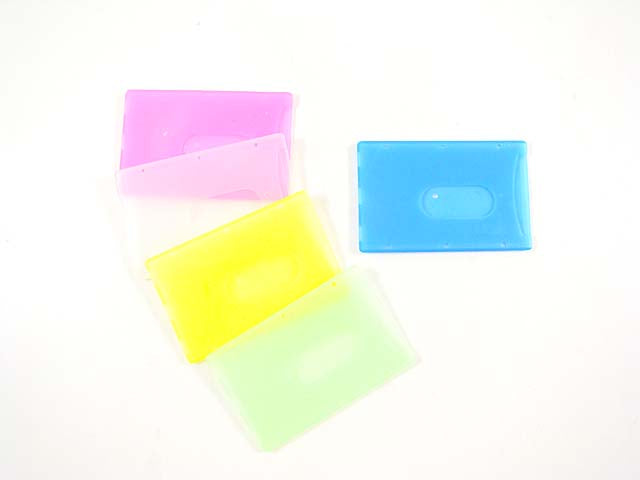 Porta cards r.f.g plast, in materiale plastico rigido, semitrasparente, assortiti 88x57mm