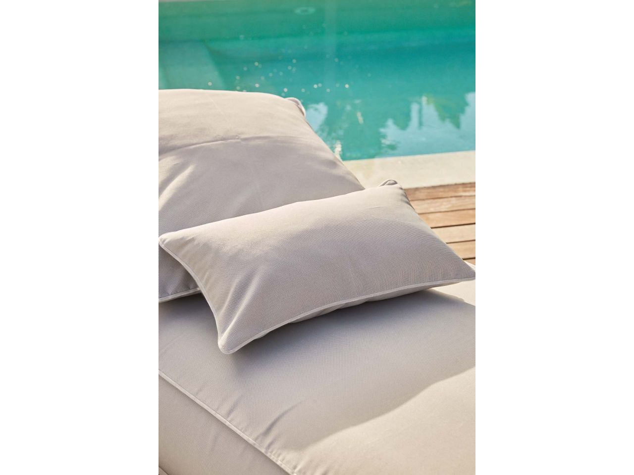 Cuscino nuvola 30x60cm colore ecru