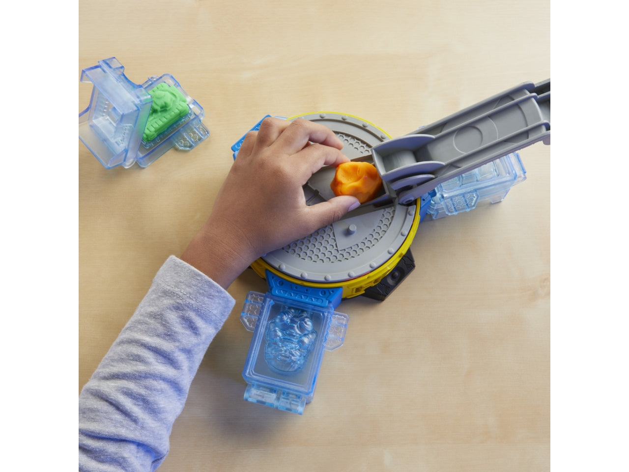 Play-doh hulk smashsquish