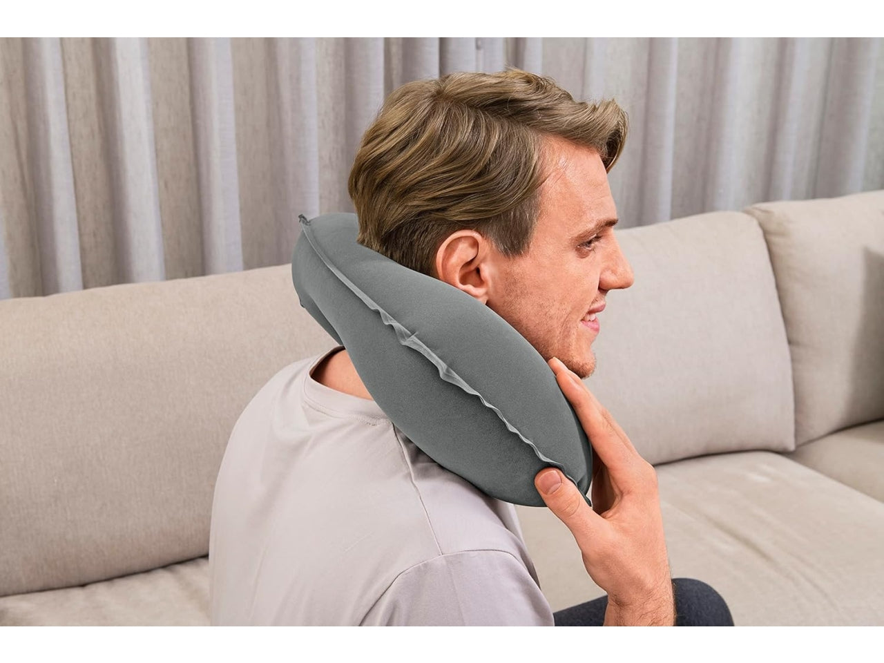 Cuscino cervicale da viaggio 37x24x10cm in 2 colori