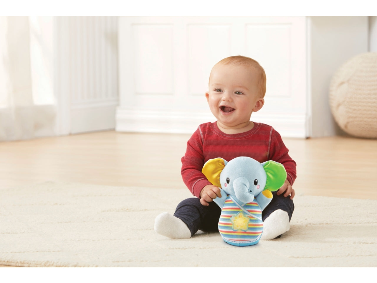 Nino elefantino luminoso