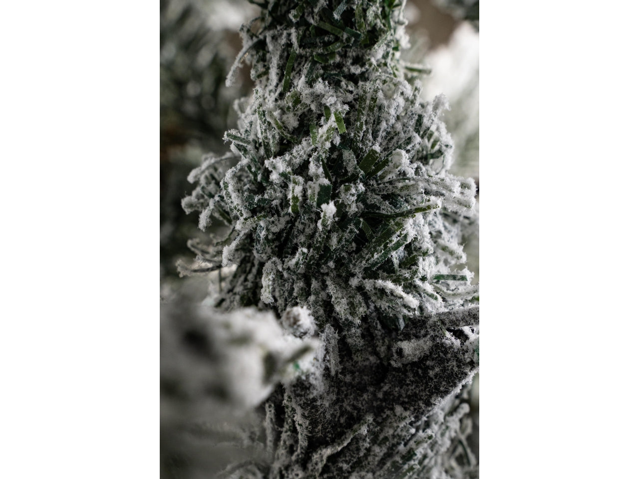 Albero valtellina innevato 240cm diametro 80cm 1198 rami, montaggio ad ombrello