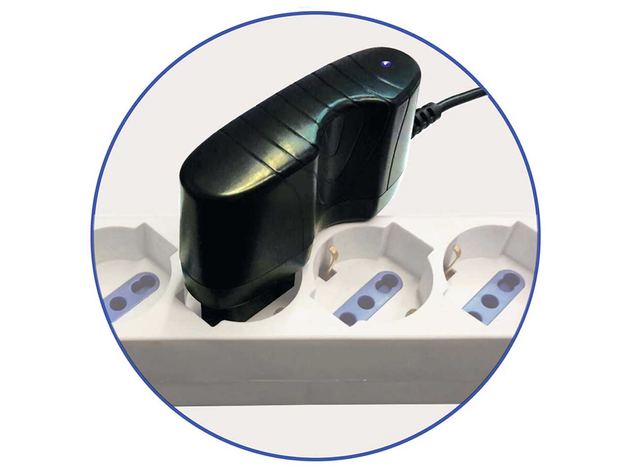 Alimentatore switching universale 1000ma 3-12v 6 plug 90°