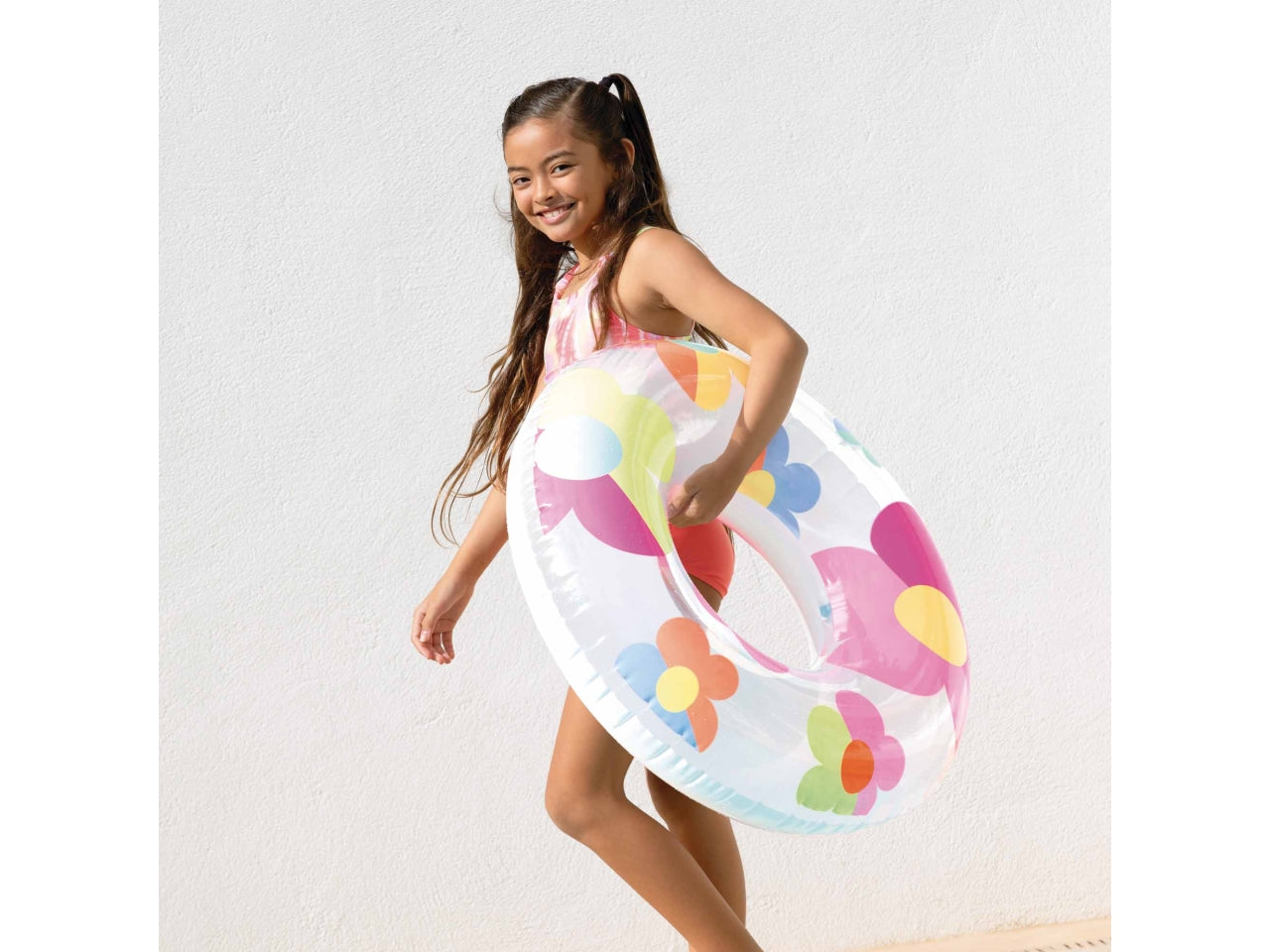 Salvagente fantasia 3 assortiti cuori, fiori e arcobaleno d.81cm