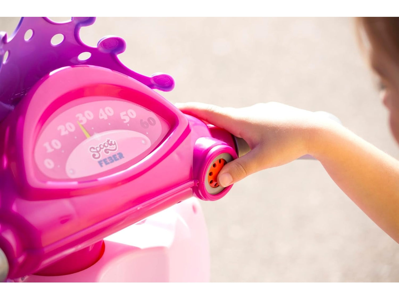 Feber moto scooter bimba little princess elettrica 6v