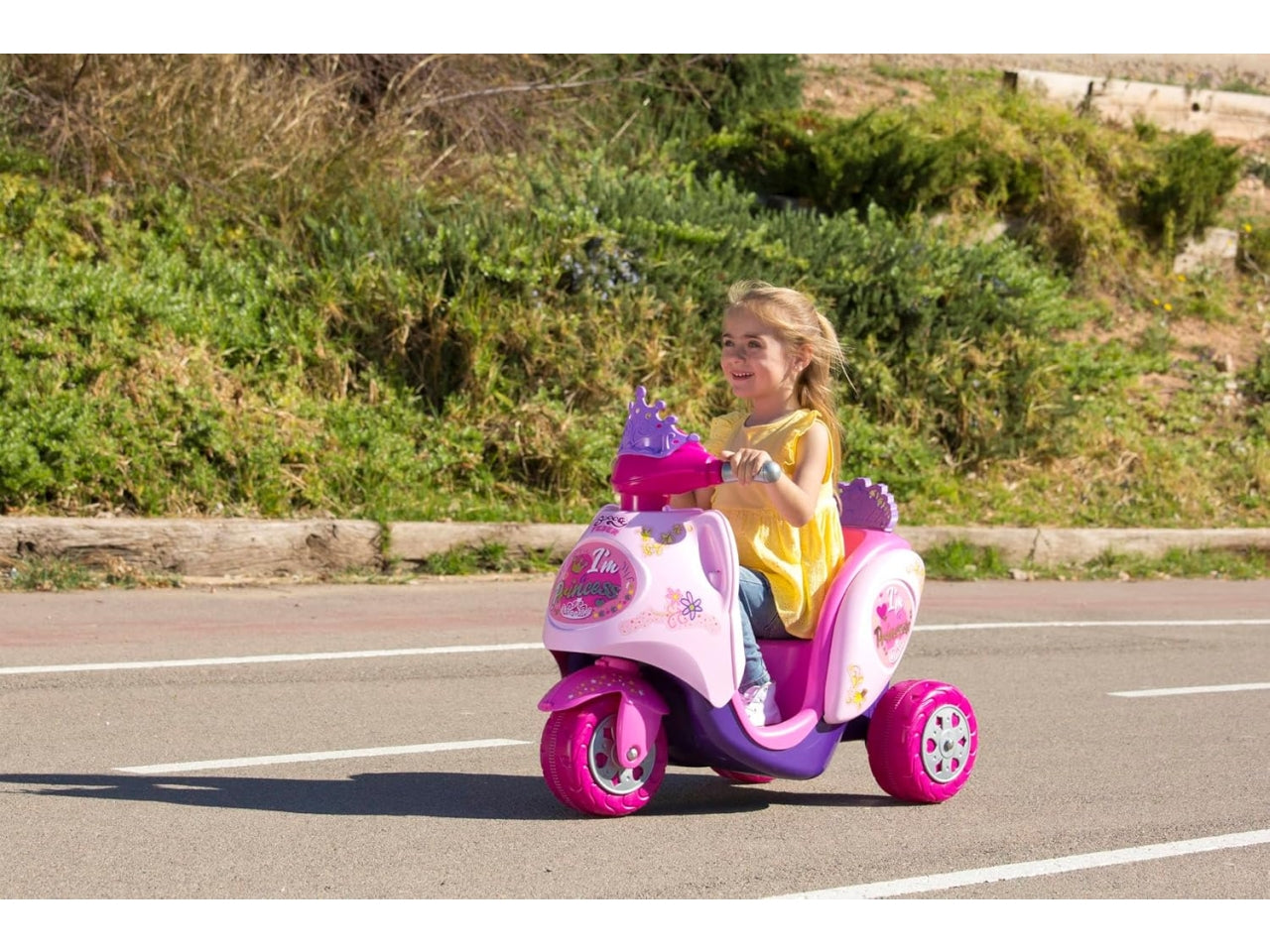 Feber moto scooter bimba little princess elettrica 6v