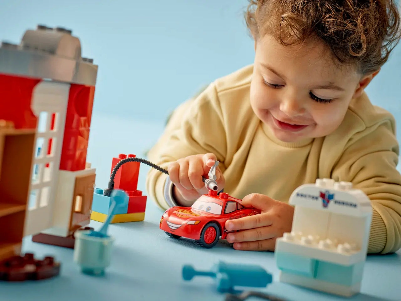 Lego DUPLO Disney TM La visita di McQueen allâofficina di Doc