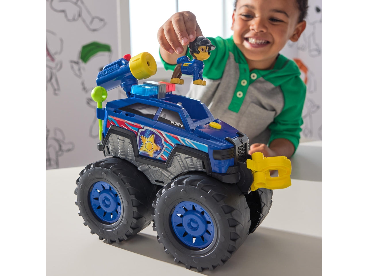 Paw patrol chase deluxe rescue wheels