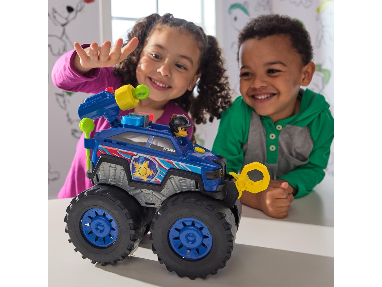 Paw patrol chase deluxe rescue wheels