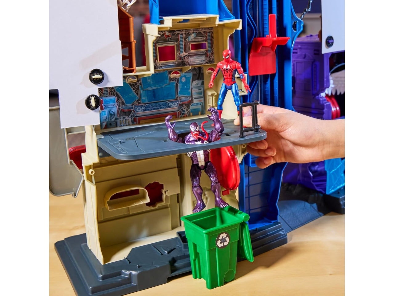 Spiderman venomversus ultimate webcity