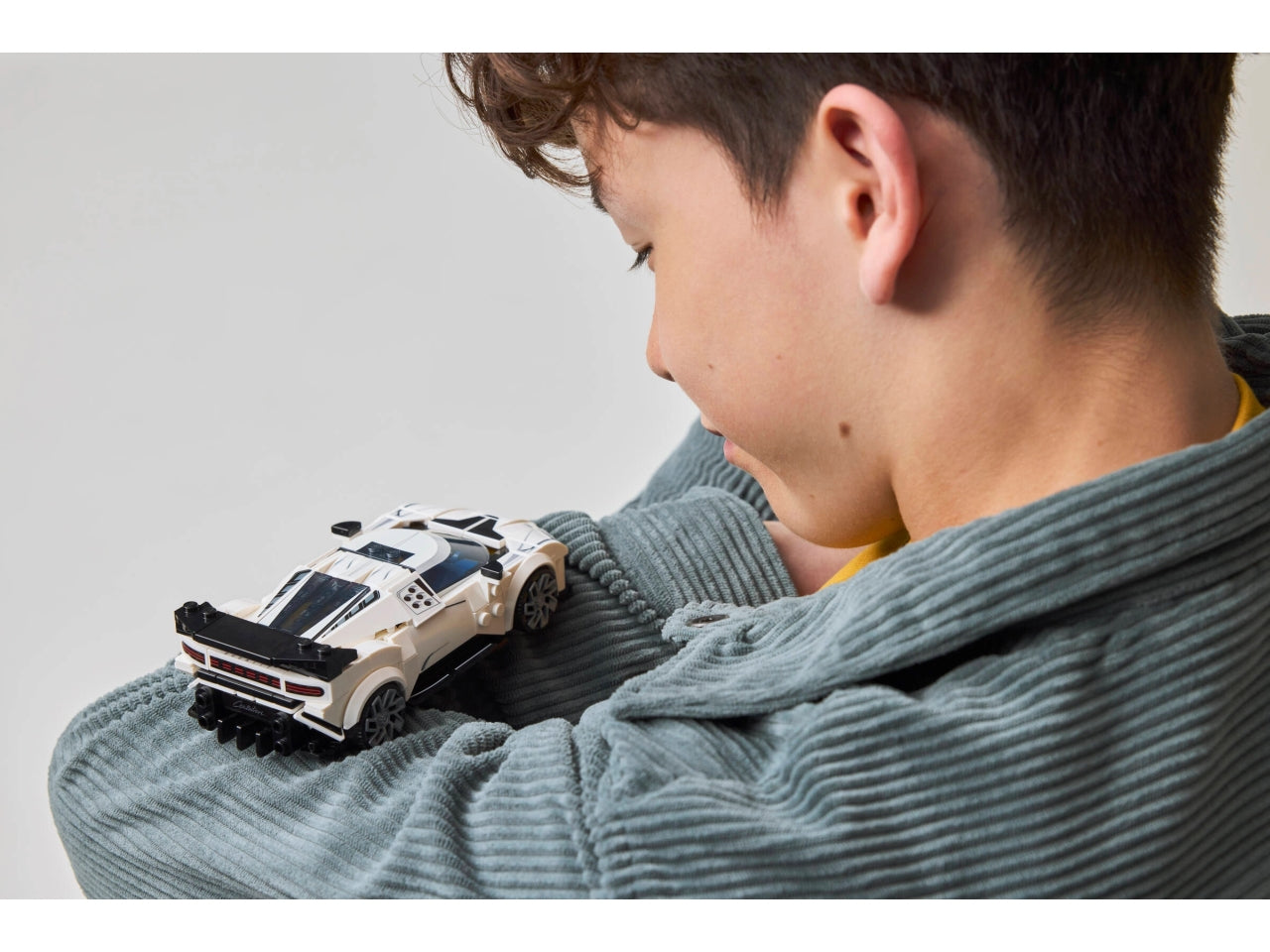 LEGO Hyper Sports Car Bugatti Centodieci