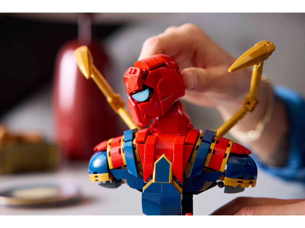 LEGO Busto di Iron Spider-Man