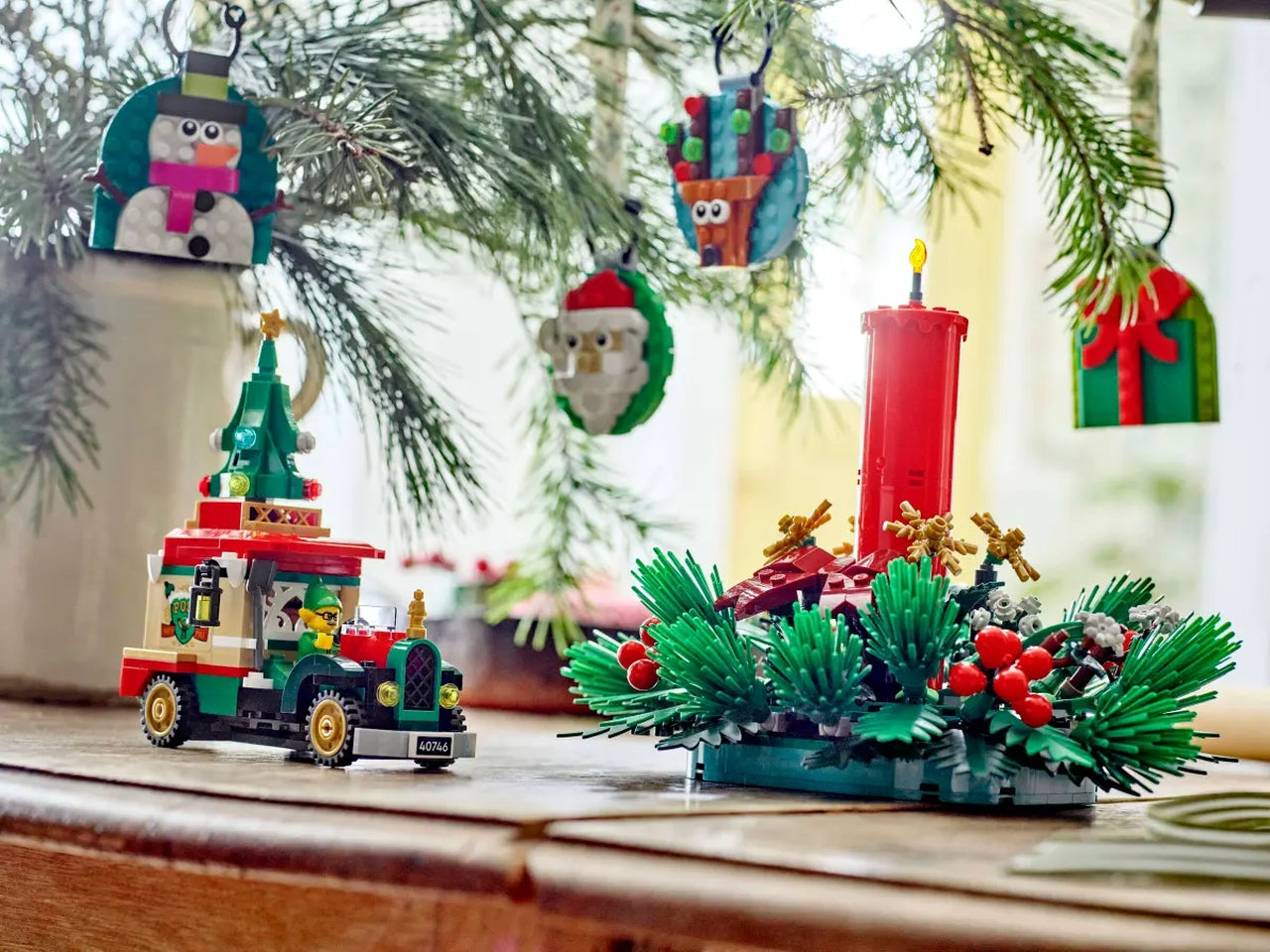 Lego LEL Seasons and Occasions Furgone delle consegne di Babbo Natale