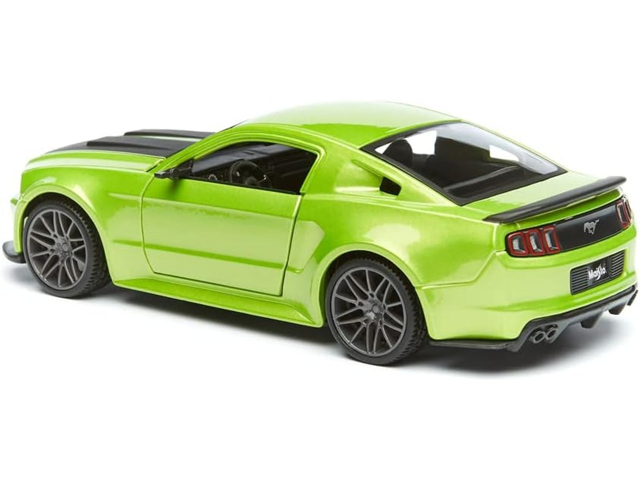 Auto Ford Mustang anno 2014 street racer 1:24