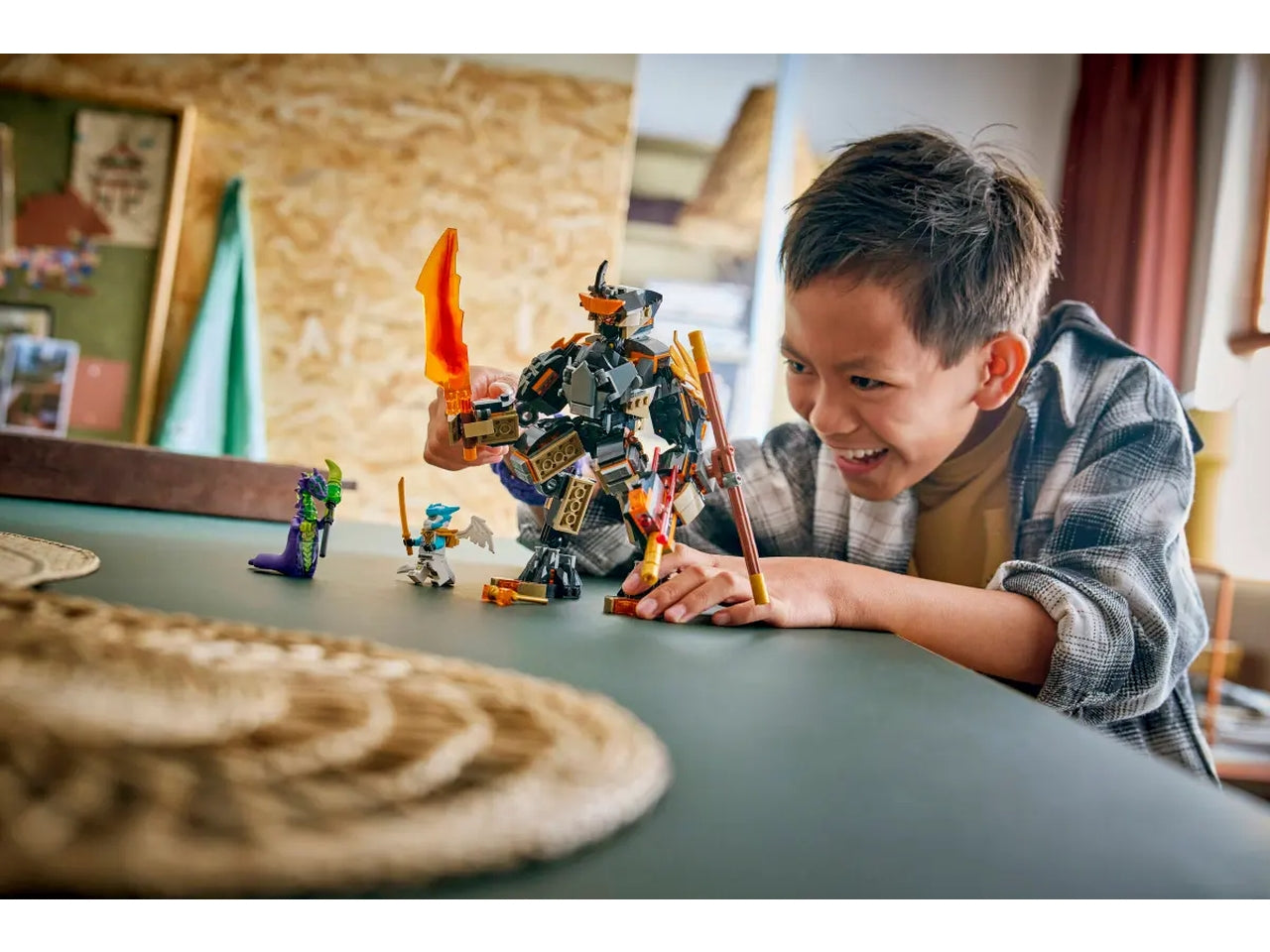 Lego Ninjago Mech della missione di Cole e drago Zane
