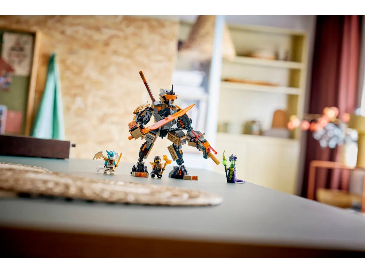 Lego Ninjago Mech della missione di Cole e drago Zane