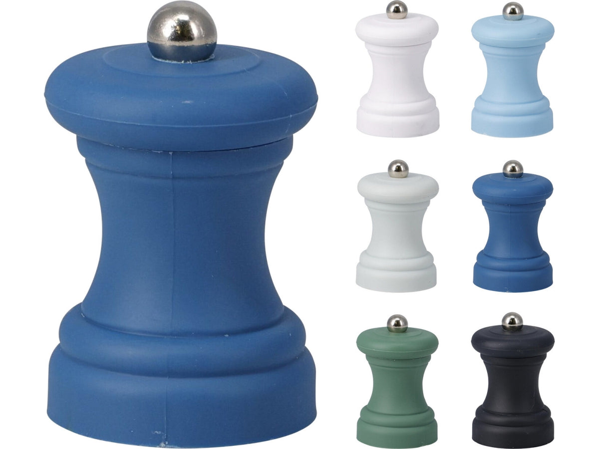 Set macinasale e pepe da 2 pezzi, ciascuno 4,2x4,2x6,2cm e 46gr. Disponibile in 3 colori assortiti: nero-bianco, verde-bianco e blu scuro-chiaro
