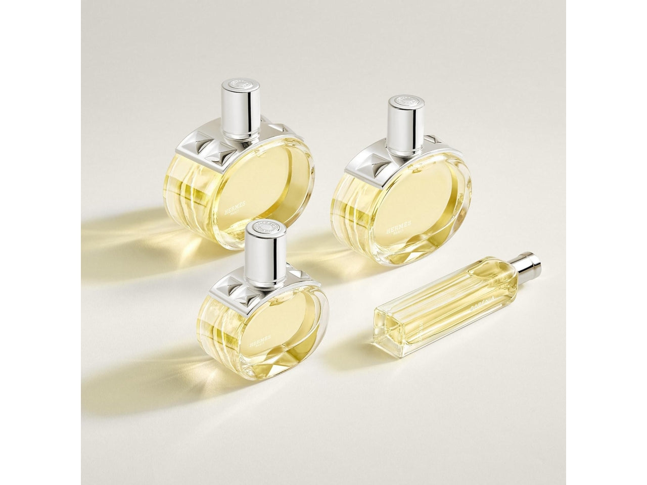 Profumo Donna Hermes Barénia Eau De Parfum 60 ml, Donna, Flacone ricaricabile, Profumo, Giglio di sego, Frutto miracoloso, Legno di quercia, Patchouli, Spray $