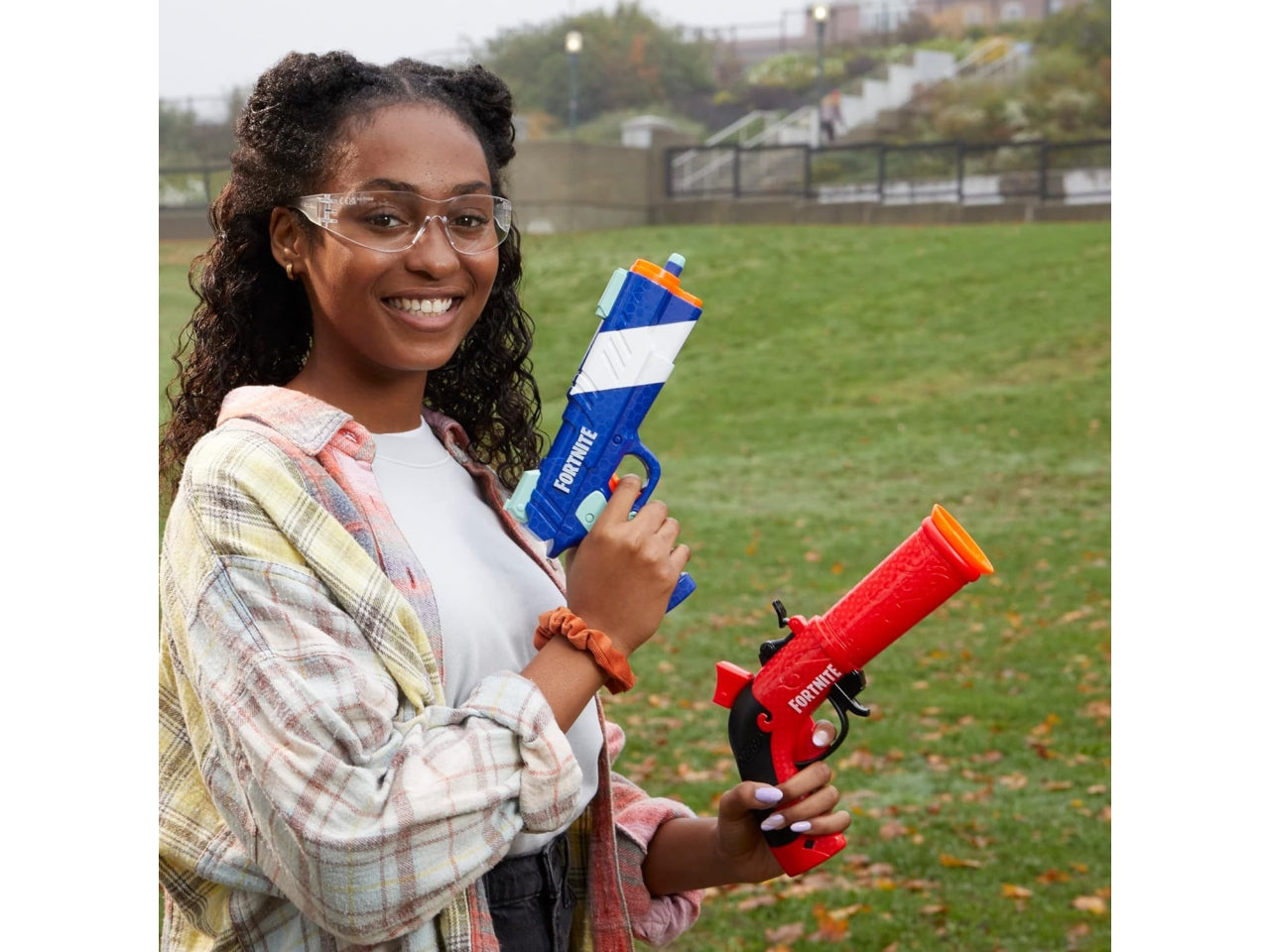 Nerf Fortnite - Confezione da 2 blaster Fortnite e 6 dardi Nerf Elite in gommapiuma - Hasbro