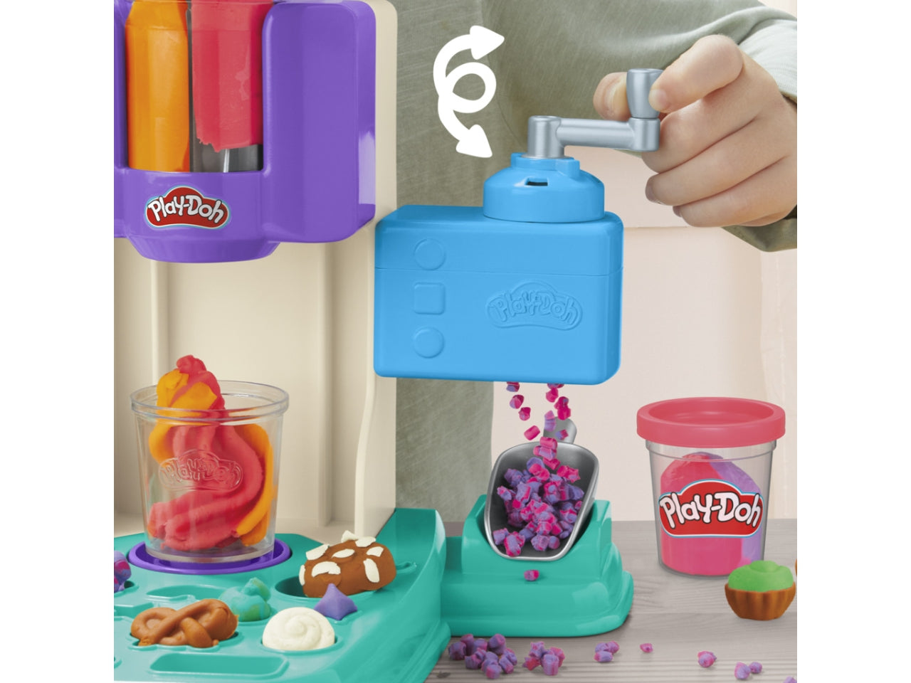 Play-doh gelateria arcobaleno, giocattolo interattivo con plastilina 3+ Hasbro