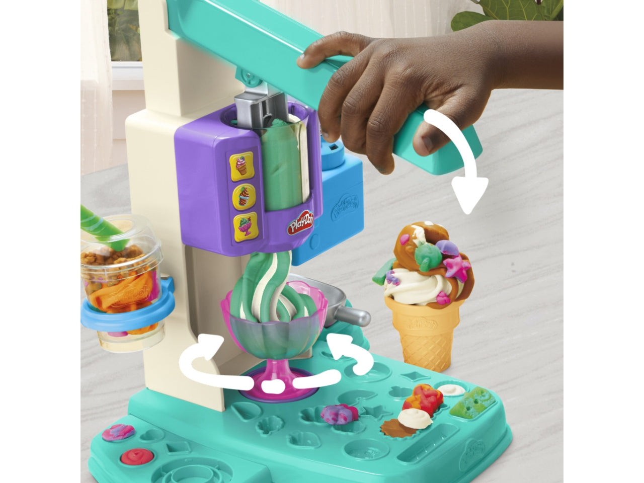 Play-doh gelateria arcobaleno, giocattolo interattivo con plastilina 3+ Hasbro