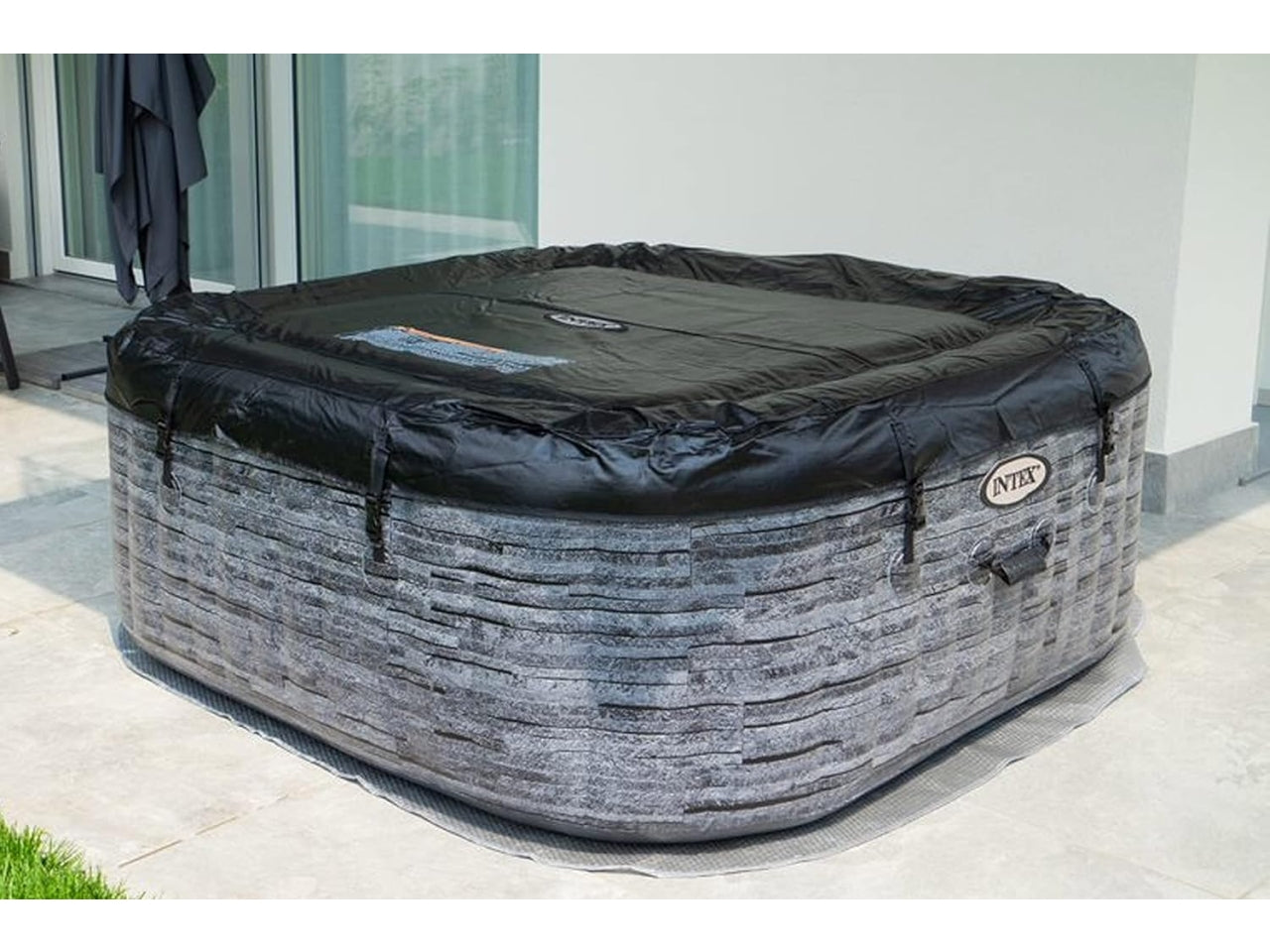 Bubble massage set greystone deluxe 4 posti quadrata con pompa, riscaldatore, sistema di purificazione acqua, 140 getti, telo base, telo copertura, dispenser di cloro