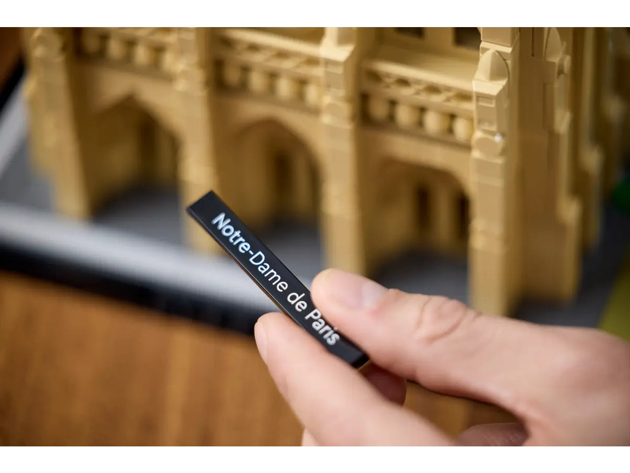 Lego architecture Notre Dame de Paris, scatola da 4383 pezzi, 18+ anni 21061