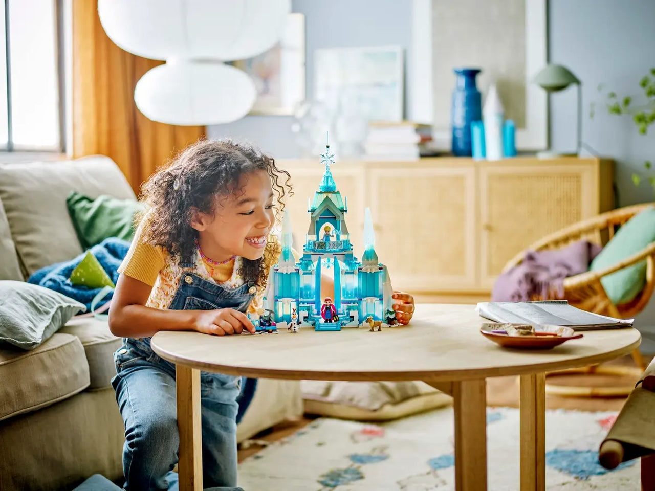 Lego Disney Princess il Palazzo di Ghiaccio di Elsa di Frozen, set di mattoncini in scatola da 630 pezzi, per bambine 6+ anni 43244