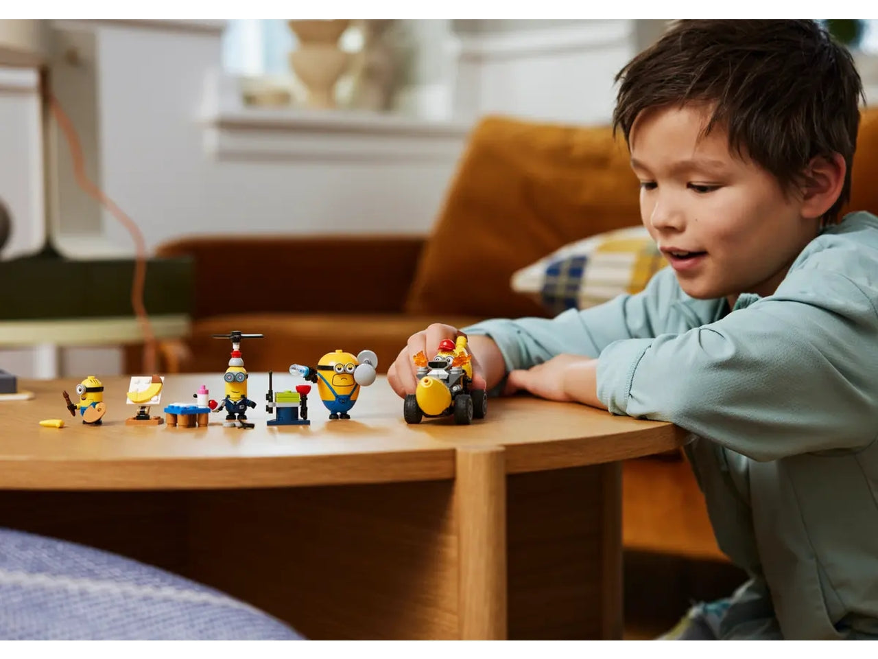 Lego Minions e l' auto Banana in scatola con 136 pezzi per bambini di 6+ anni, 75580