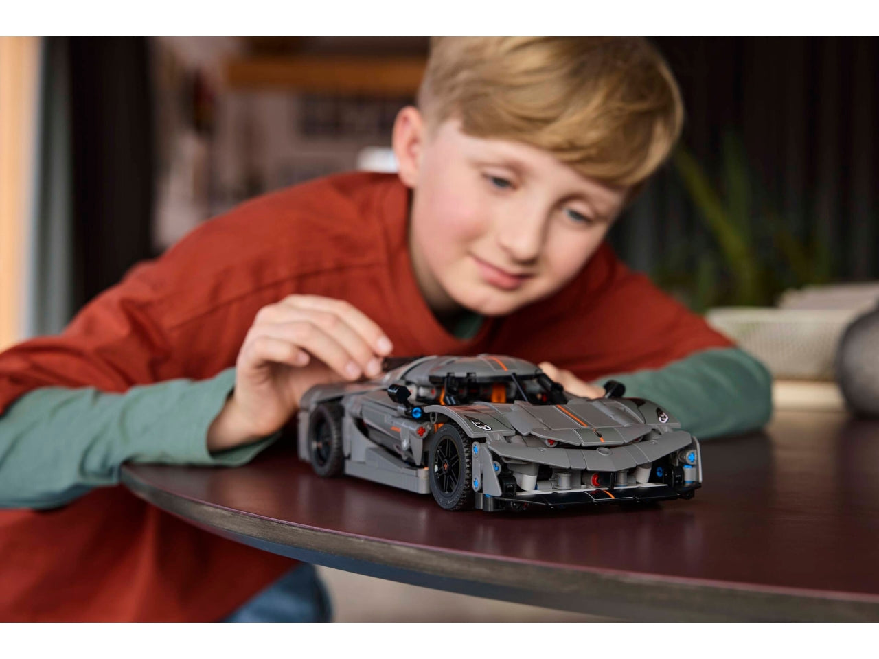 LEGO Technic - Hypercar Koenigsegg Jesko Absolut Grigia, Modellino di Auto da Costruire, Macchina Giocattolo per Bambini e Bambine da 10 Anni, Idea Regalo per Fan delle Supercar e dei Veicoli 42173