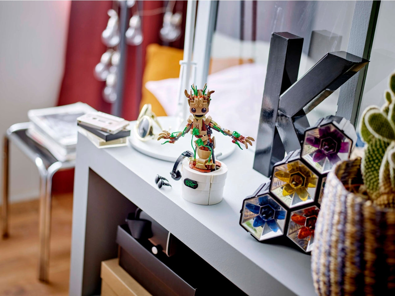 LEGO Marvel - Giocattolo animato di Groot costruibile per bambini: Groot ballerino Ã¨ un regalo interattivo per i bambini e le bambine dai 10 anni in su 76297
