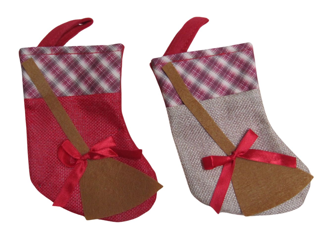 Calzina michela in stoffa e panno con applicazione scopa 16cm in 2 colori assortiti