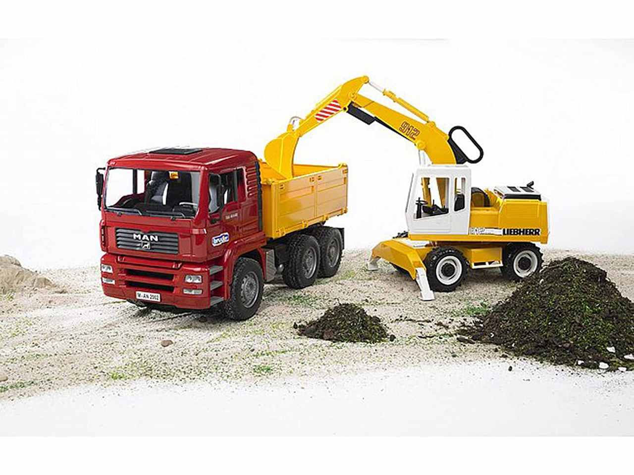 Escavatore liebherr    02426