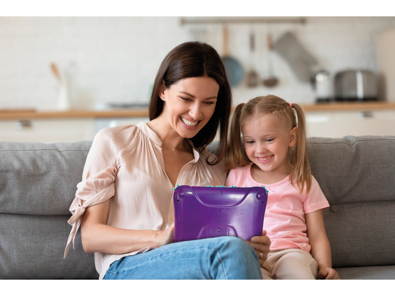 Pad Frozen Alphabet: Divertimento Educativo per Bambini dai 4 Anni - Clementoni
