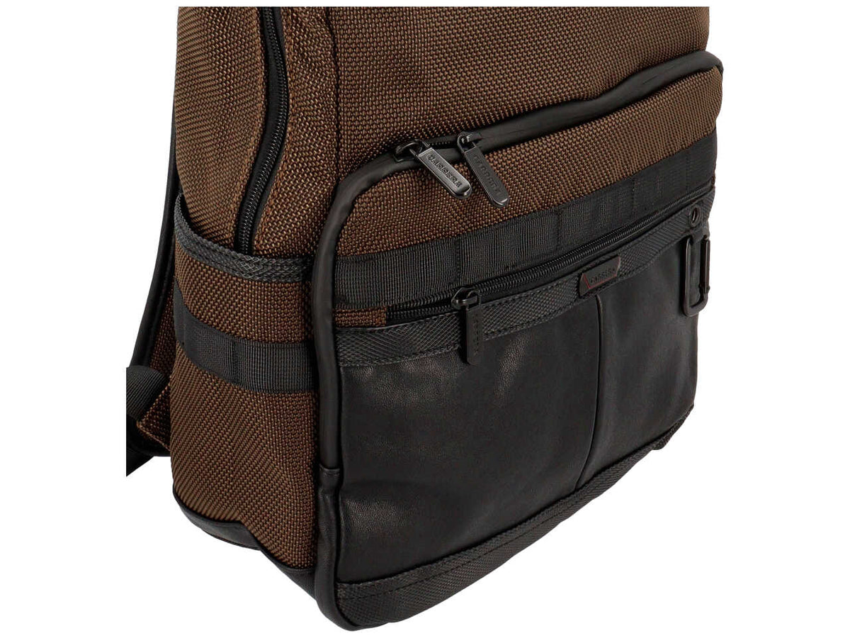 Zaino city collection marrone scuro 50% polyurethane 50% polyester $