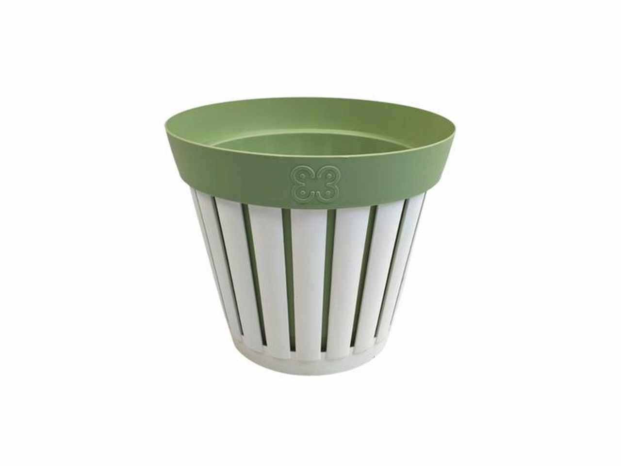 Vaso e coprivaso linea kreta diametro vaso interno 25cm realizzato in plastica riciclata colori bianco e verde pallido scuro