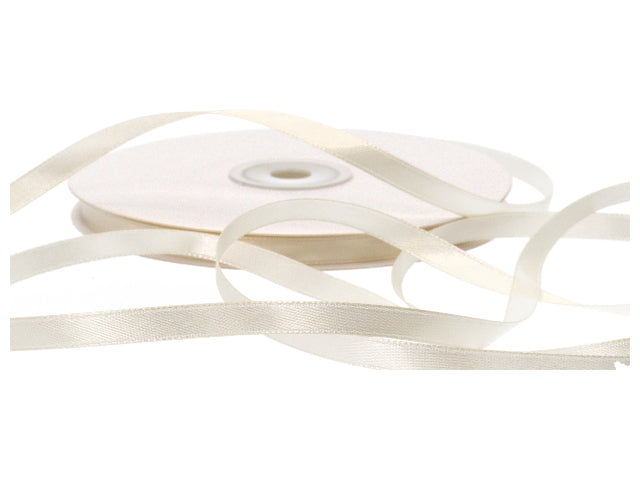 Doppio raso avorio 6mm.50mt. d0602