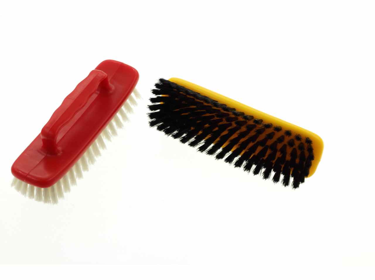 Spazzola per scarpe con manico 180