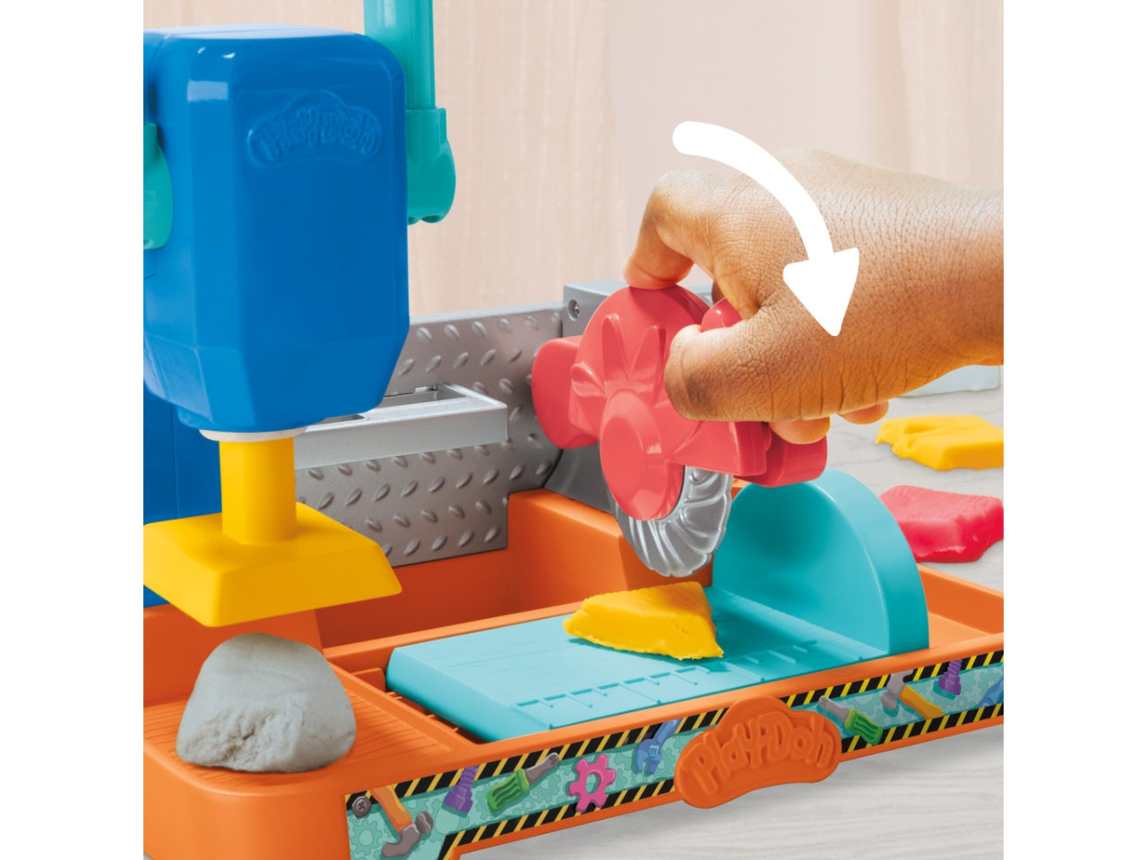 Play-doh Banco da lavoro set da gioco di pasta modellabile - Hasbro