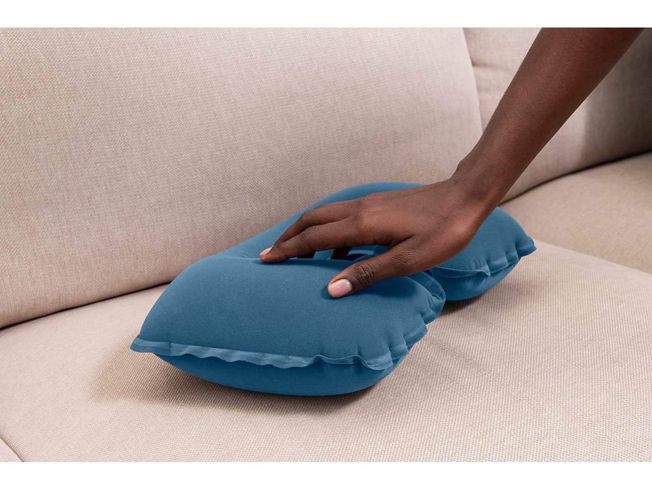 Cuscino cervicale da viaggio 37x24x10cm in 2 colori