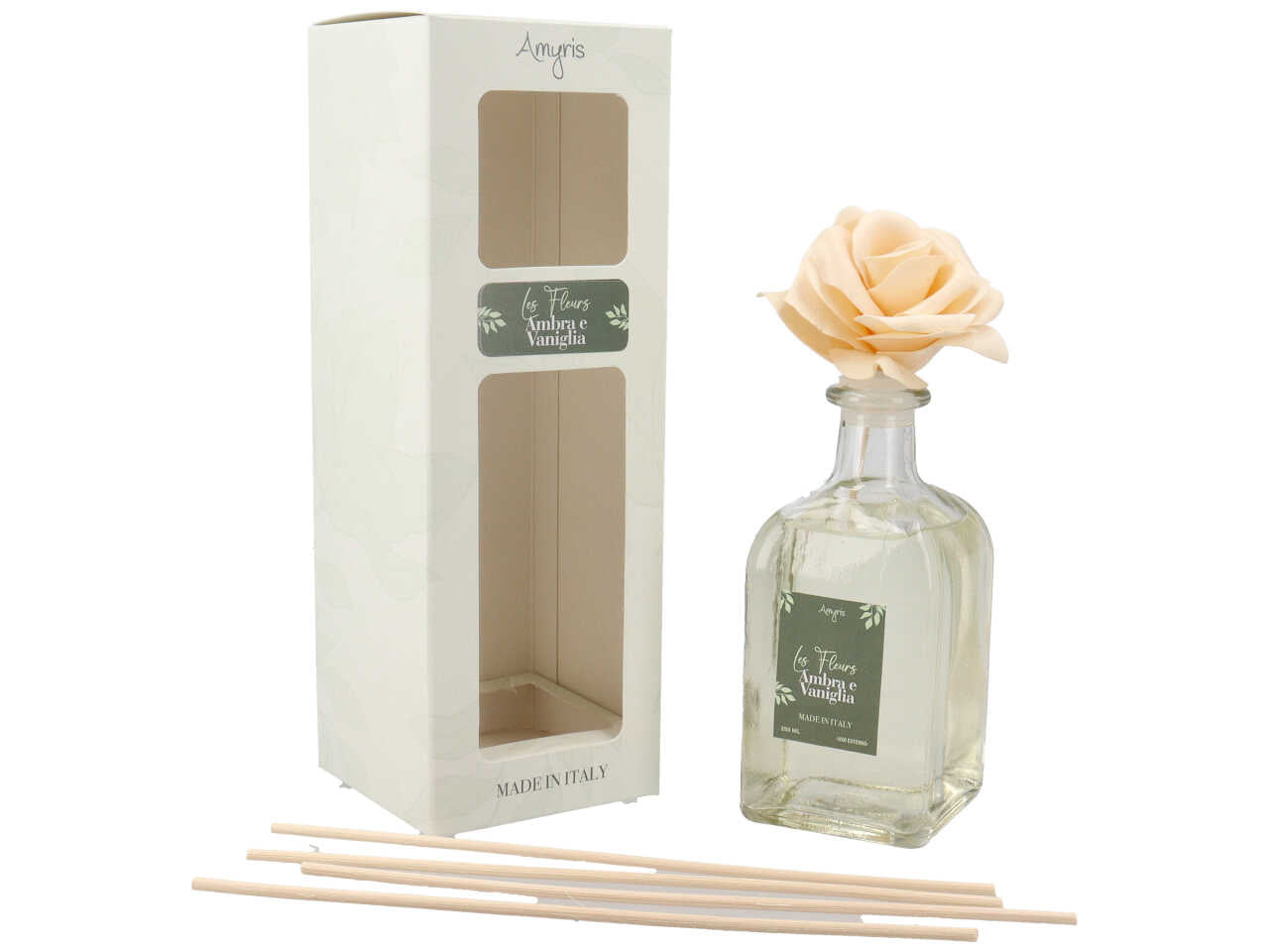 Diffusore ambiente bastoncini ambra e vaniglia 250 ml, in vetro con fiore rosa cipria e midollini in rattan - Amyris