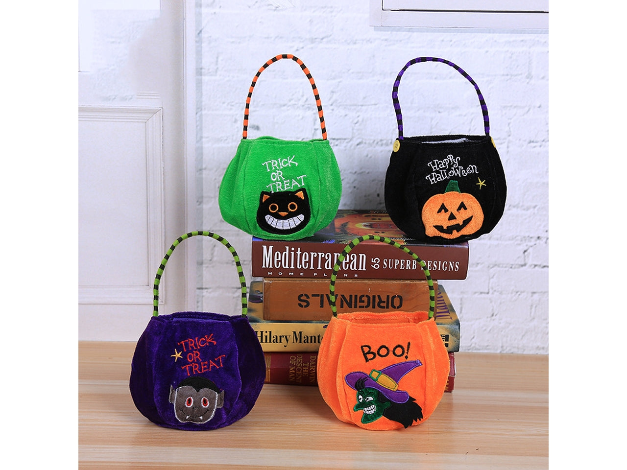 Cestino in feltro porta dolcetti assortiti